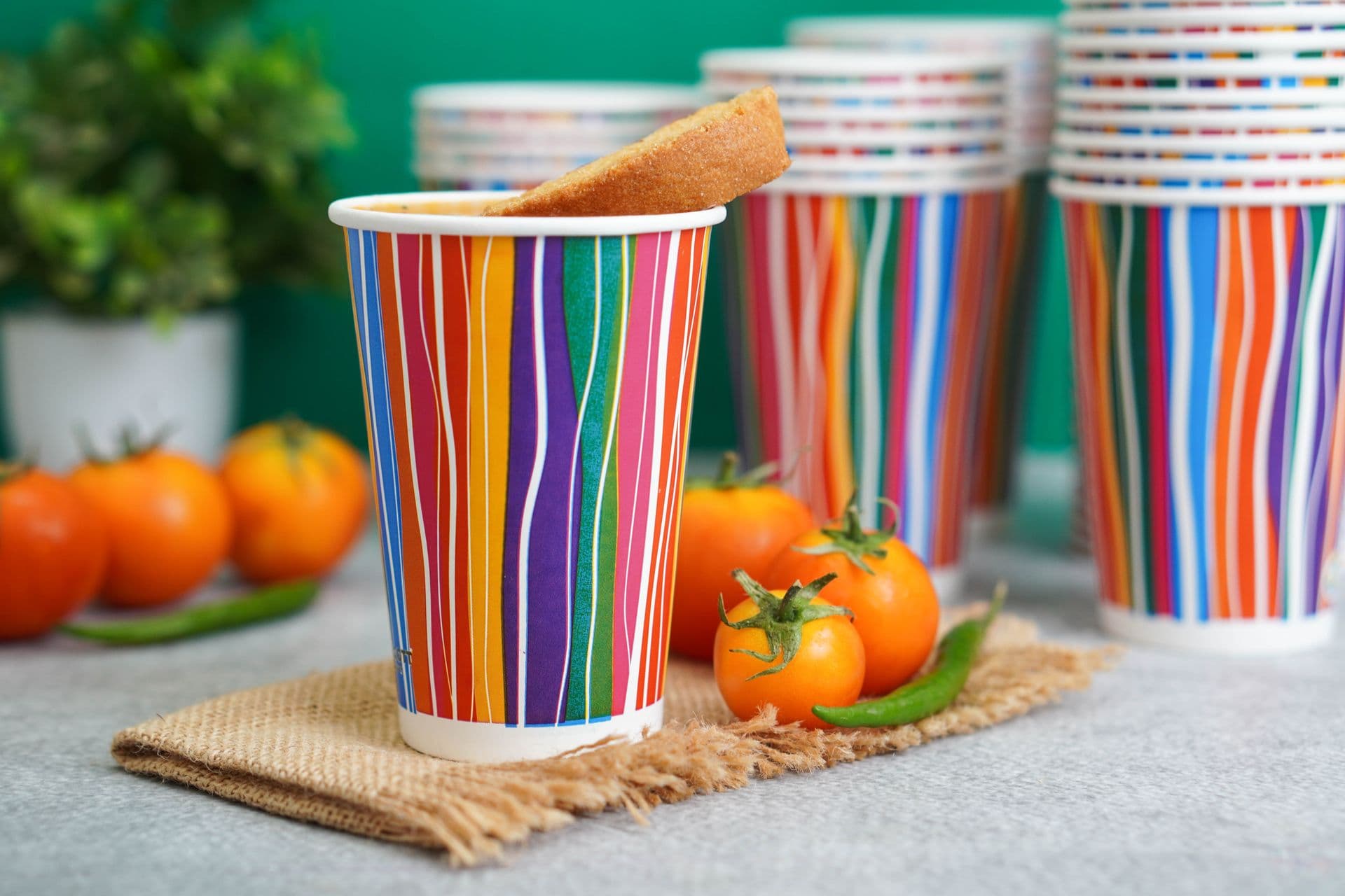 Paper cups from the Paricott product range